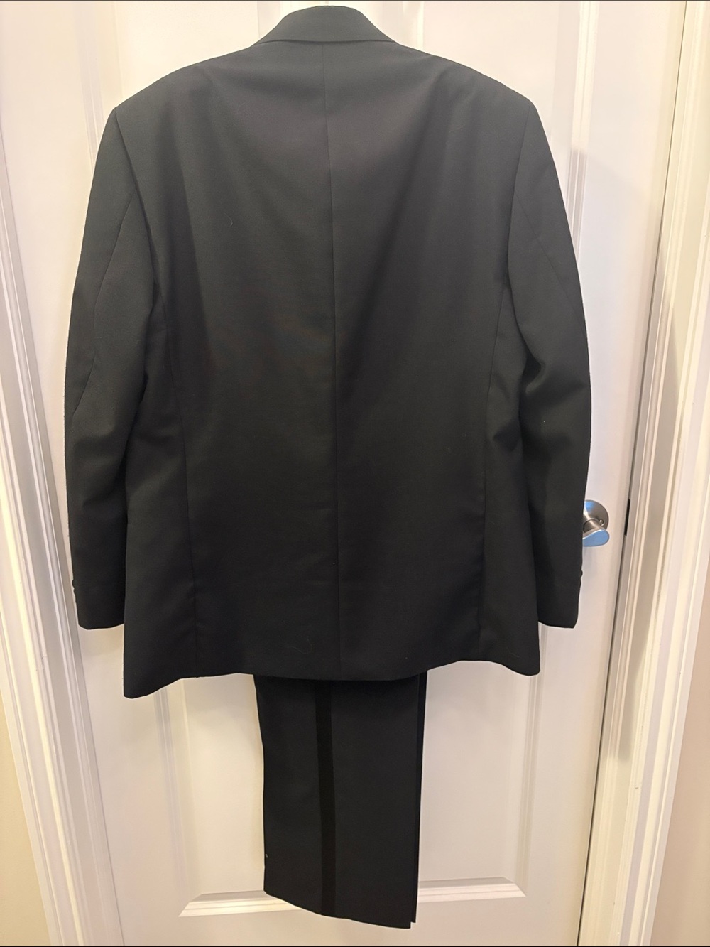 Men's Double-Breasted Black Tuxedo Jacket, Trousers, Cummerbund, 2 bow ties 44R - Picture 6 of 11